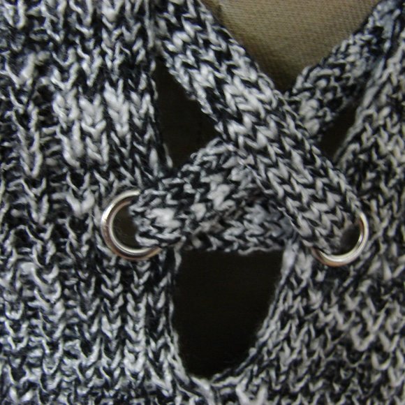 Black Ash Corset Sleeve Sweater Scoop Bottom - Picture 9 of 16